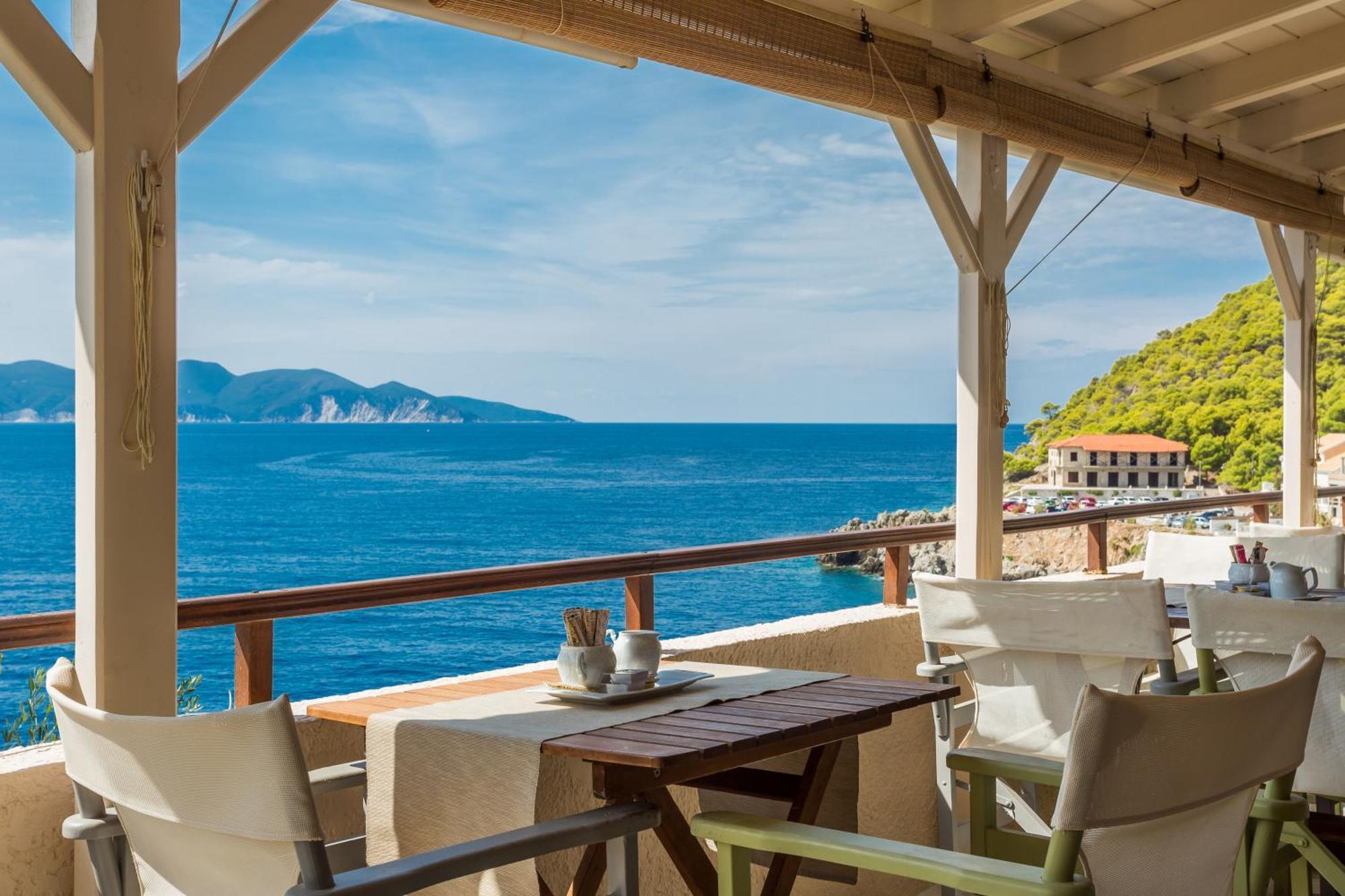 Cavos Inn Apartments Kefalonia Asos Bagian luar foto